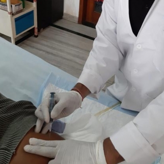 Intravenous Injection Insert Services at Home in New Rajendra Nagar